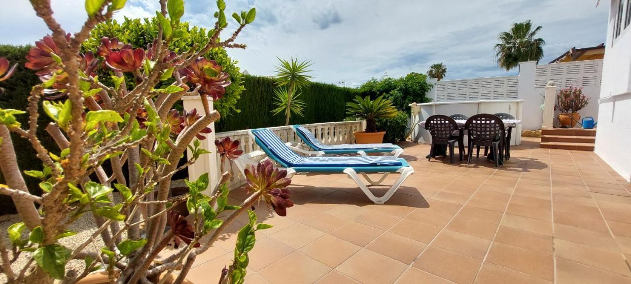 Villa Totalmente Independiente Con Piscina Comunitaria Calpe Buitenkant foto