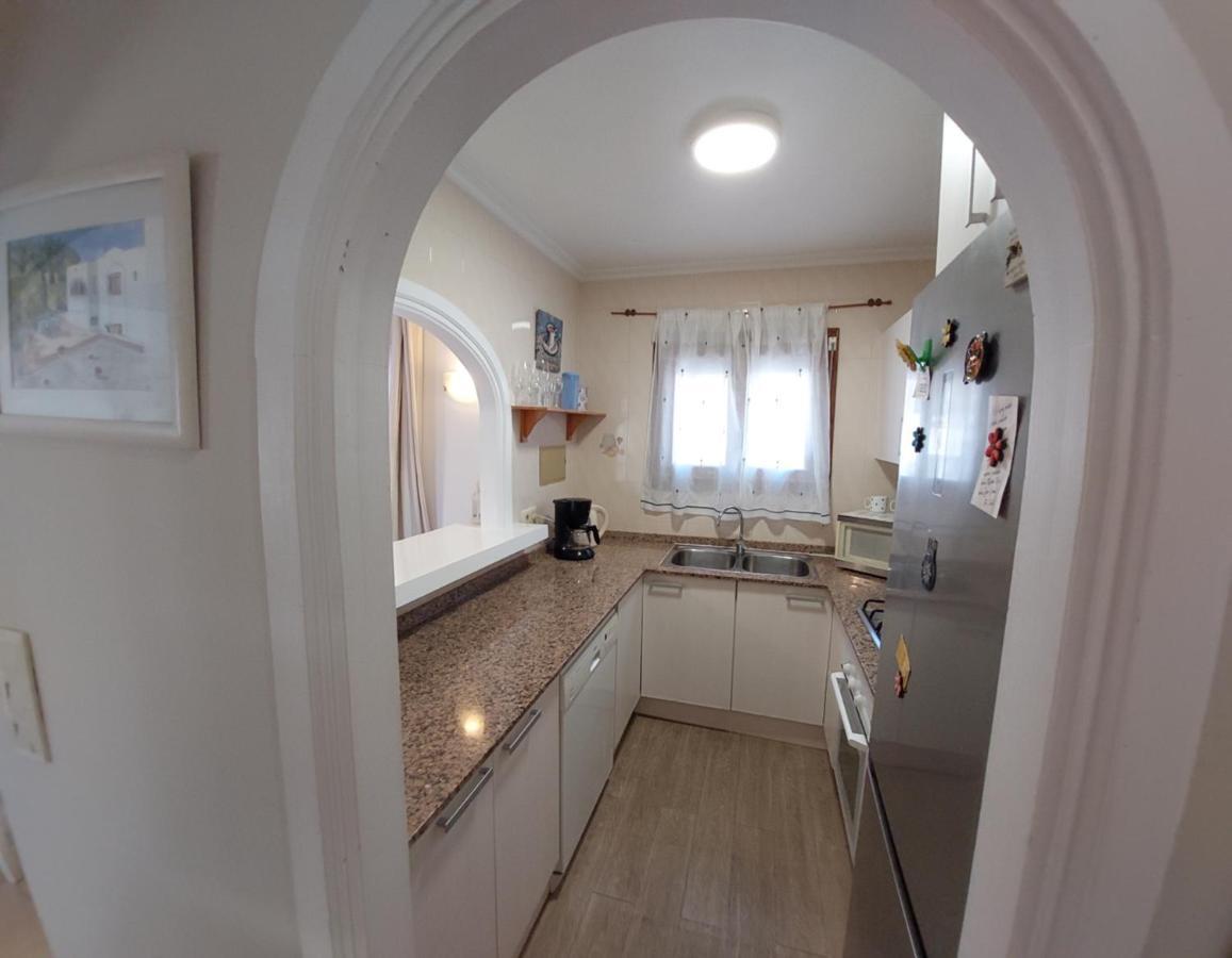 Villa Totalmente Independiente Con Piscina Comunitaria Calpe Buitenkant foto