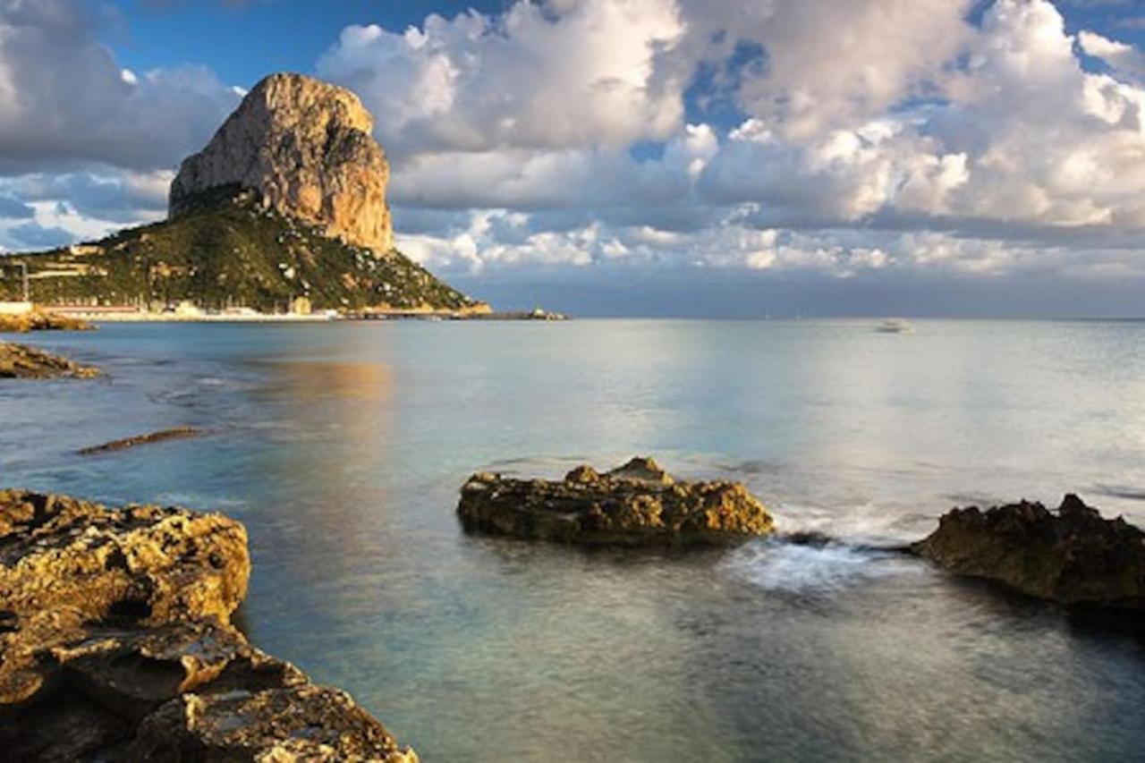 Villa Totalmente Independiente Con Piscina Comunitaria Calpe Buitenkant foto