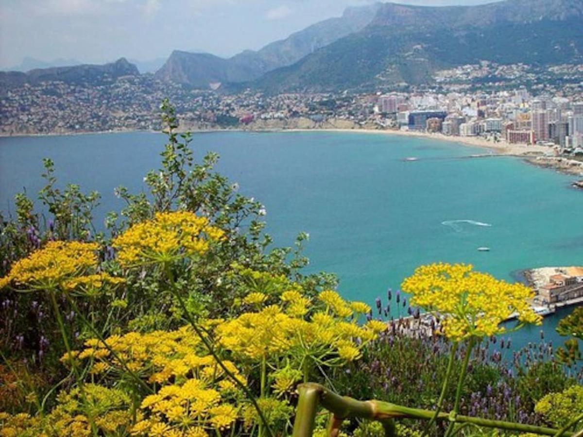 Villa Totalmente Independiente Con Piscina Comunitaria Calpe Buitenkant foto